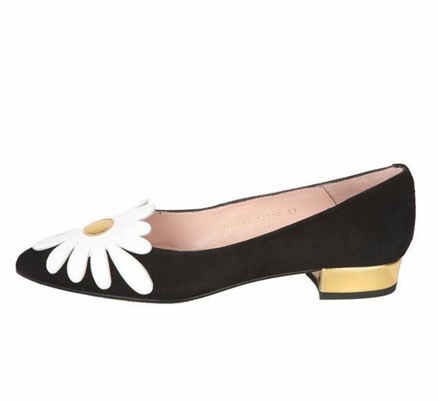 Zapato Plano Ante Negro Flor Angari Shoes.