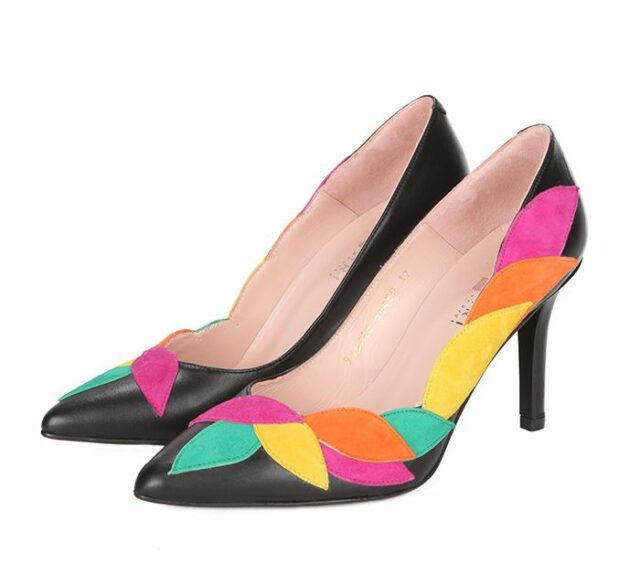 Zapatos Salón Negro Detalle Hojas Multicolor Angari Shoes.