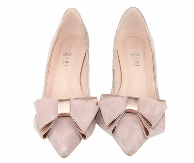 zapatos de vestir con lazo color nude colección 18/19
