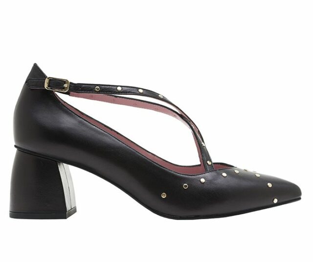 Zapato tacón medio de piel negro